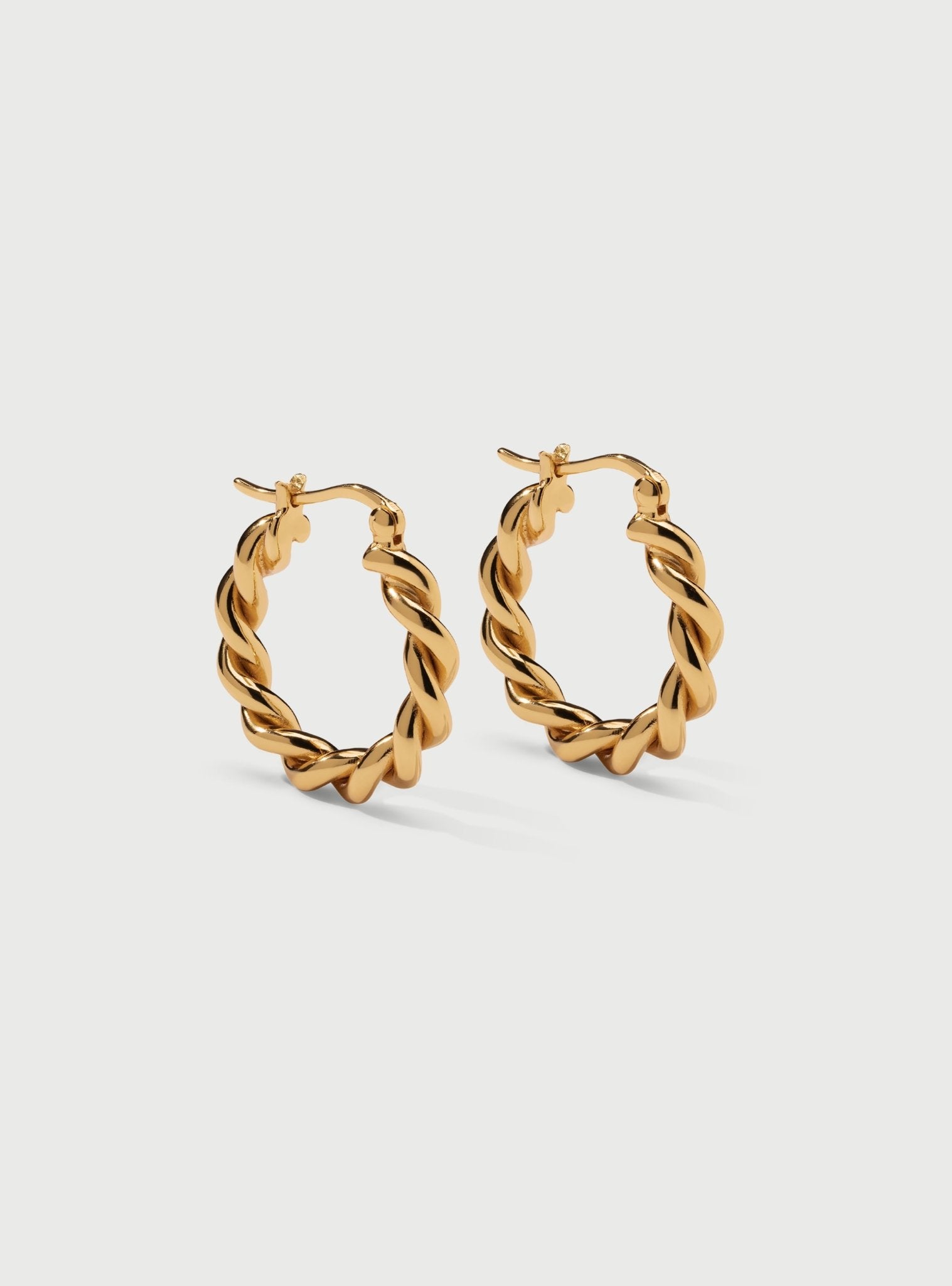 CELIE TWISTED HOOPS - 18K GOLD VERMEIL - Nejim