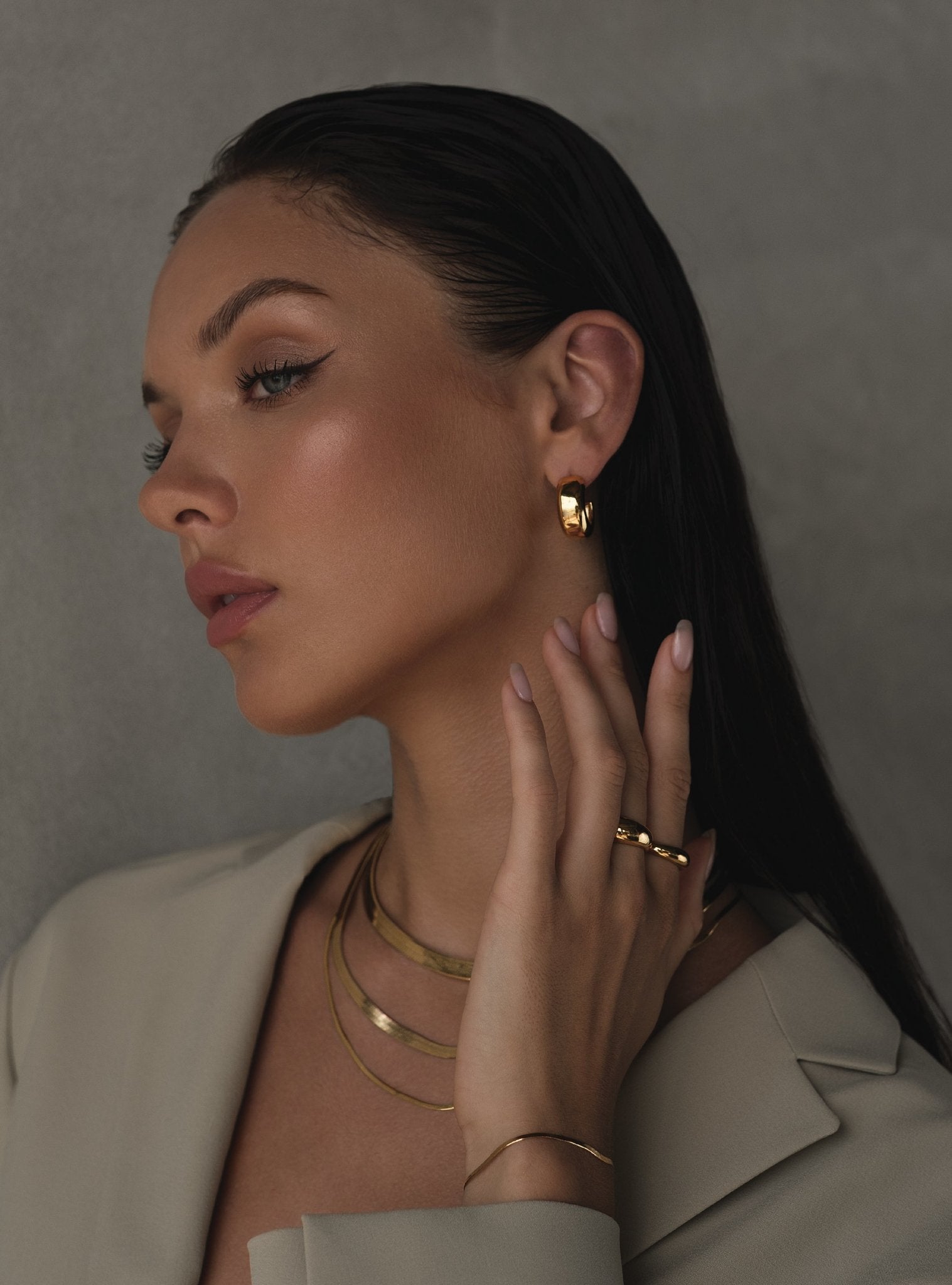 ROMA HOOPS - 18K GOLD VERMEIL - Nejim